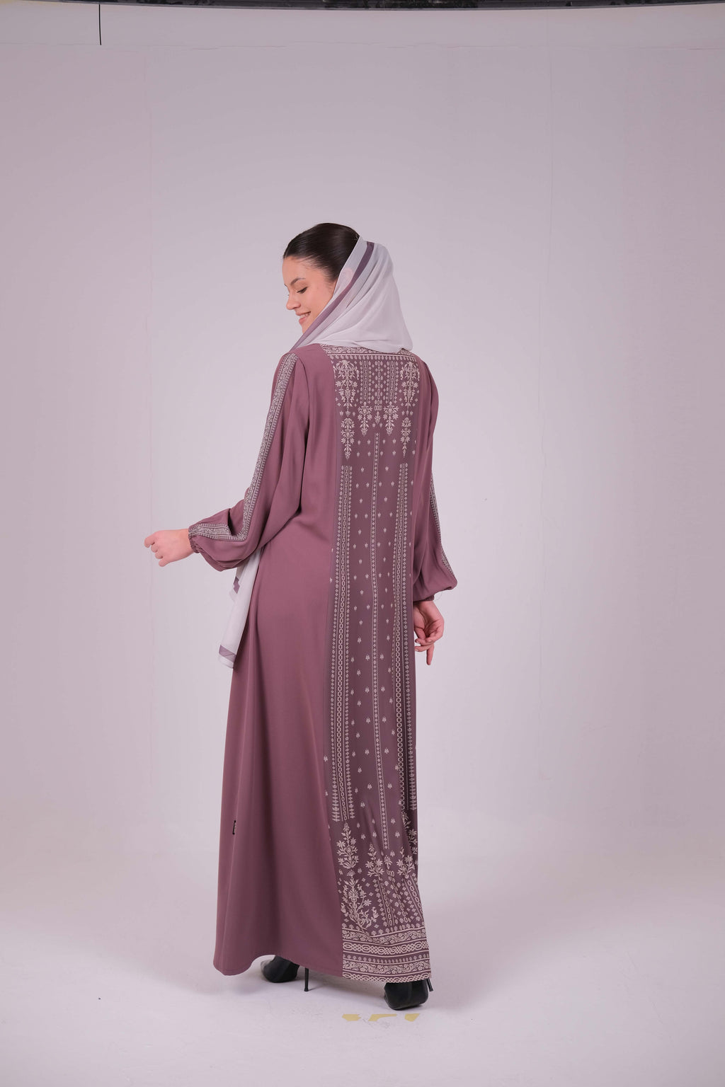 Salsabil Abaya