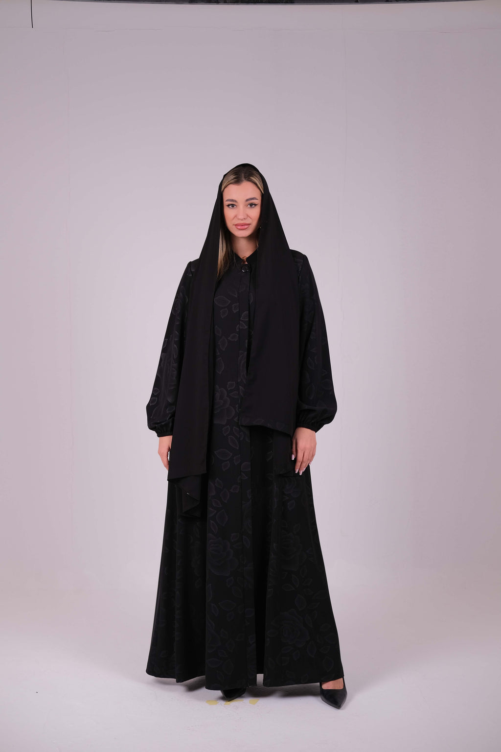 Midnight Bloom Abaya