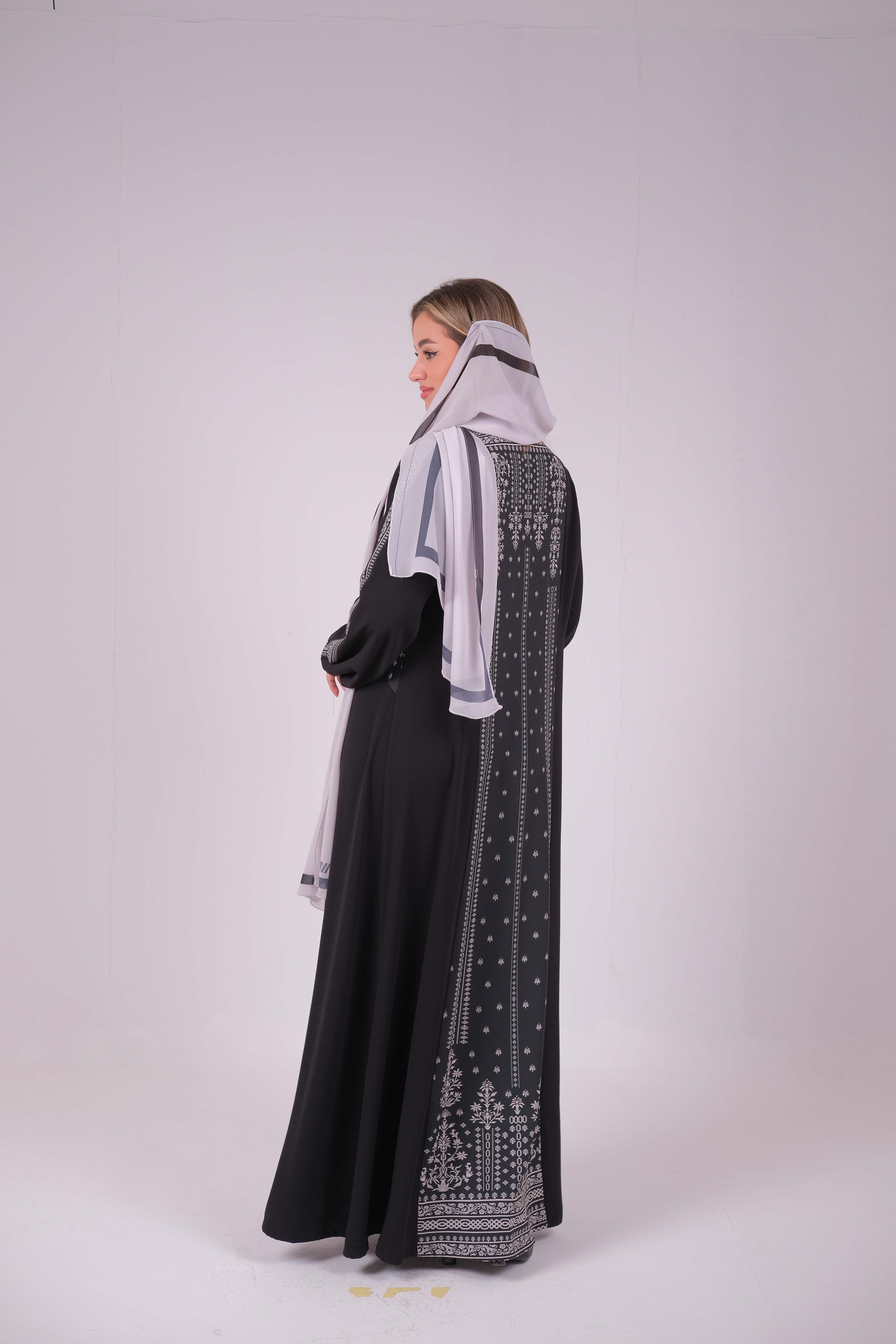 Salsabil Abaya
