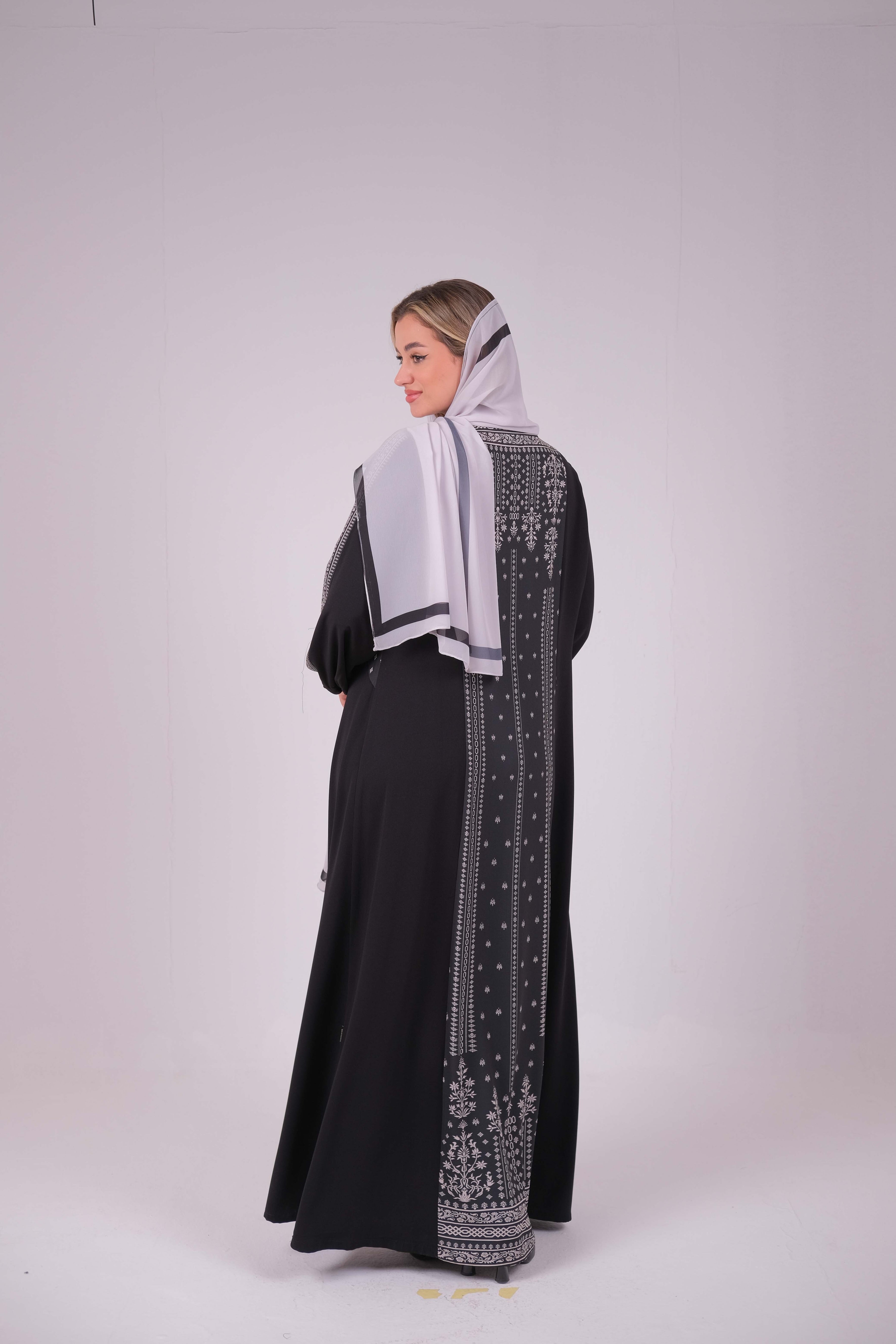 Salsabil Abaya