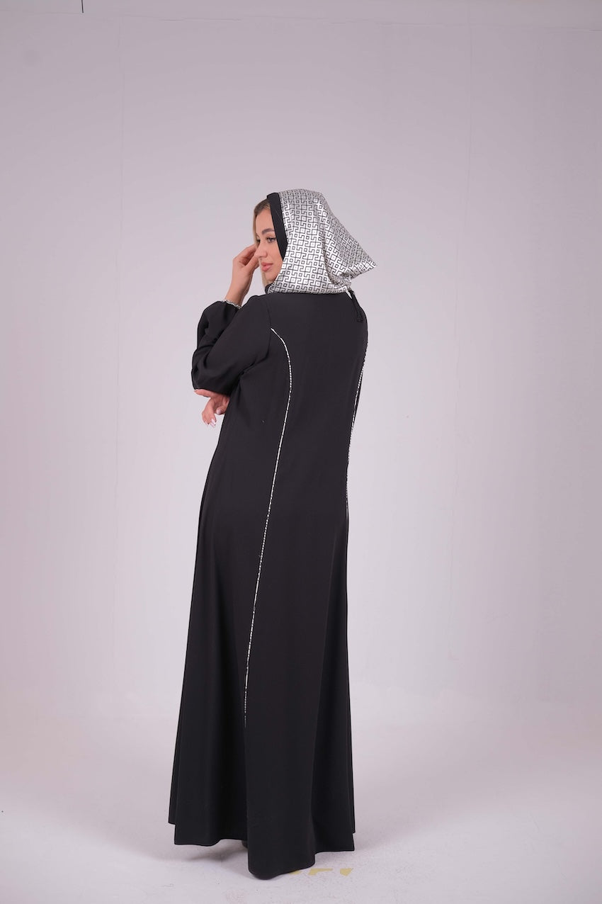 Noir Line Abaya