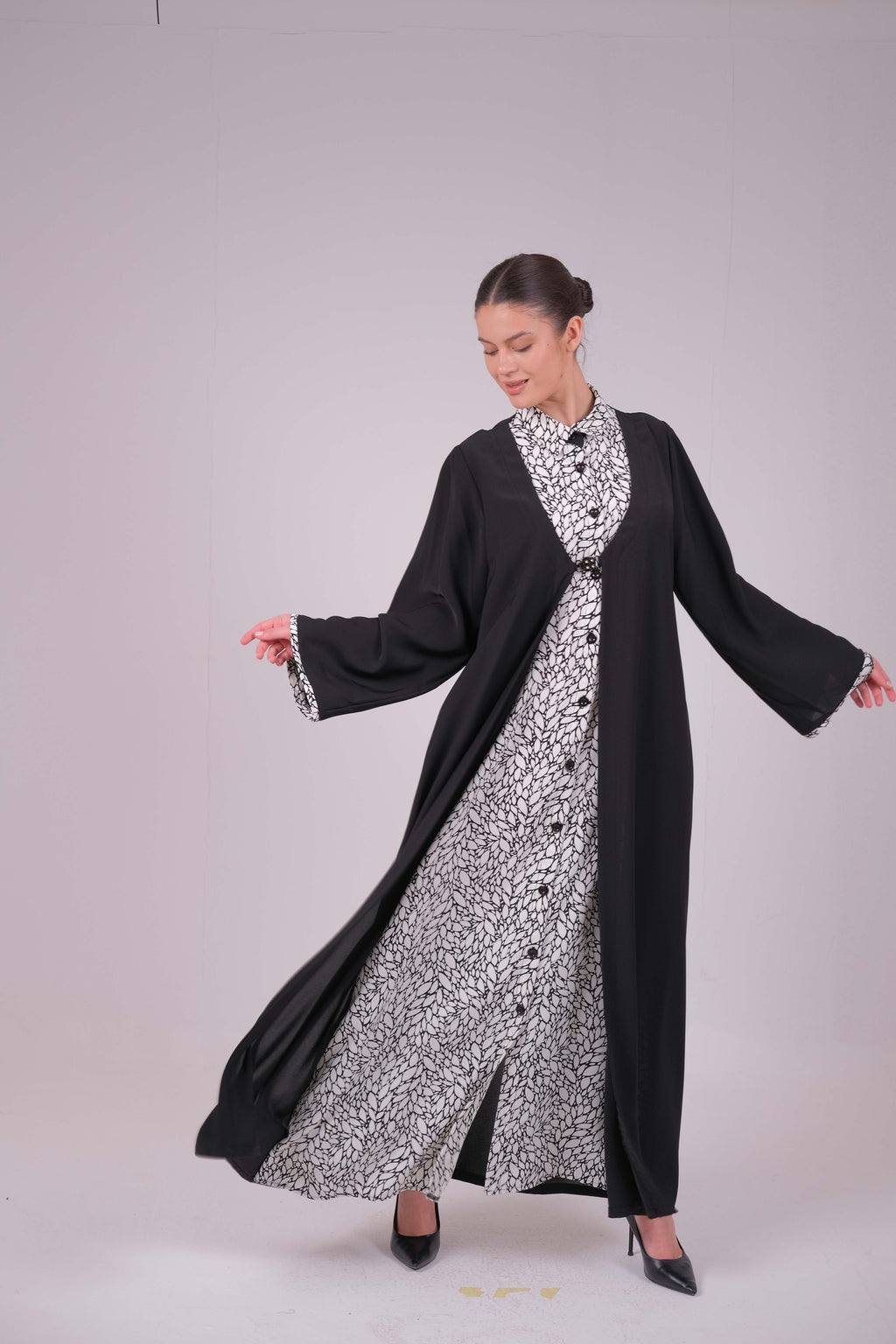Bloom abaya