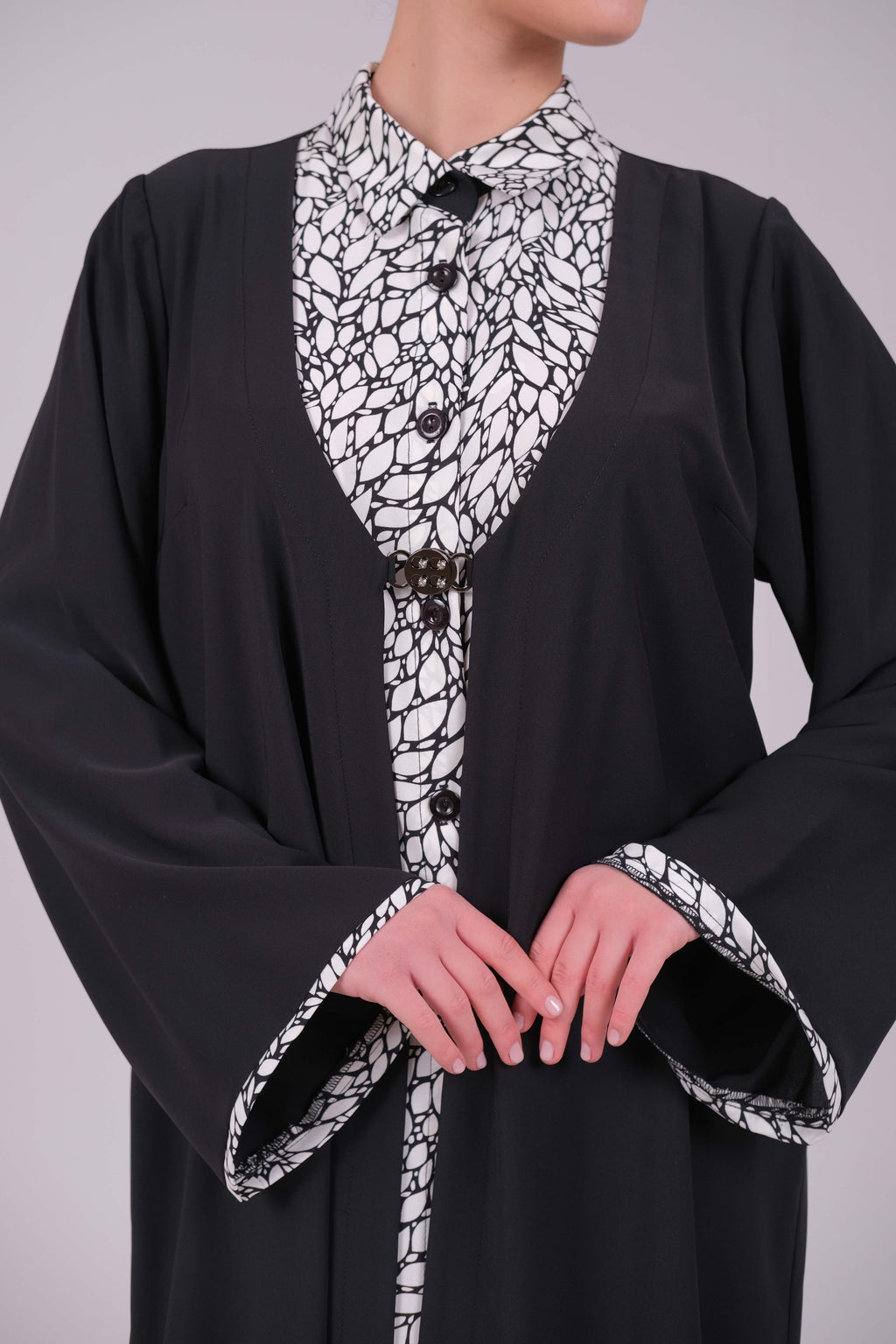 Bloom abaya