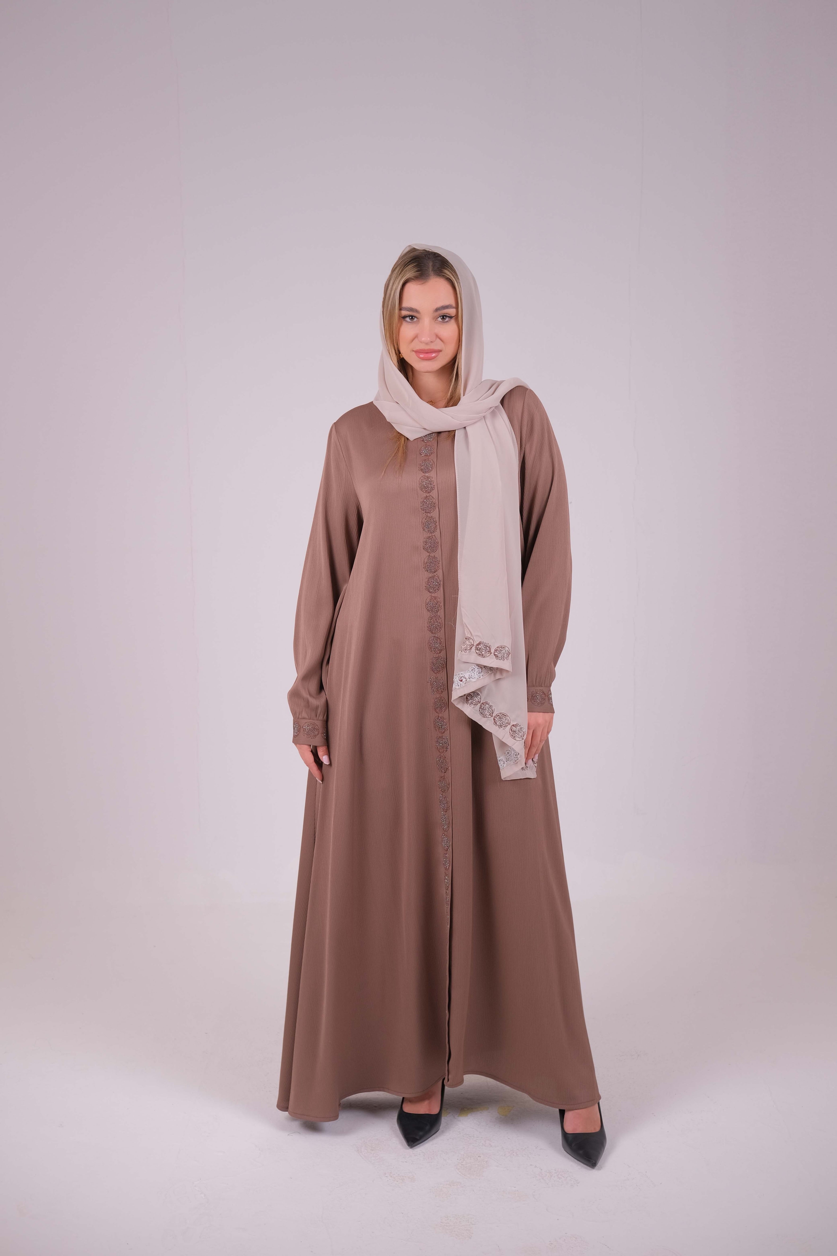Qamar Abaya