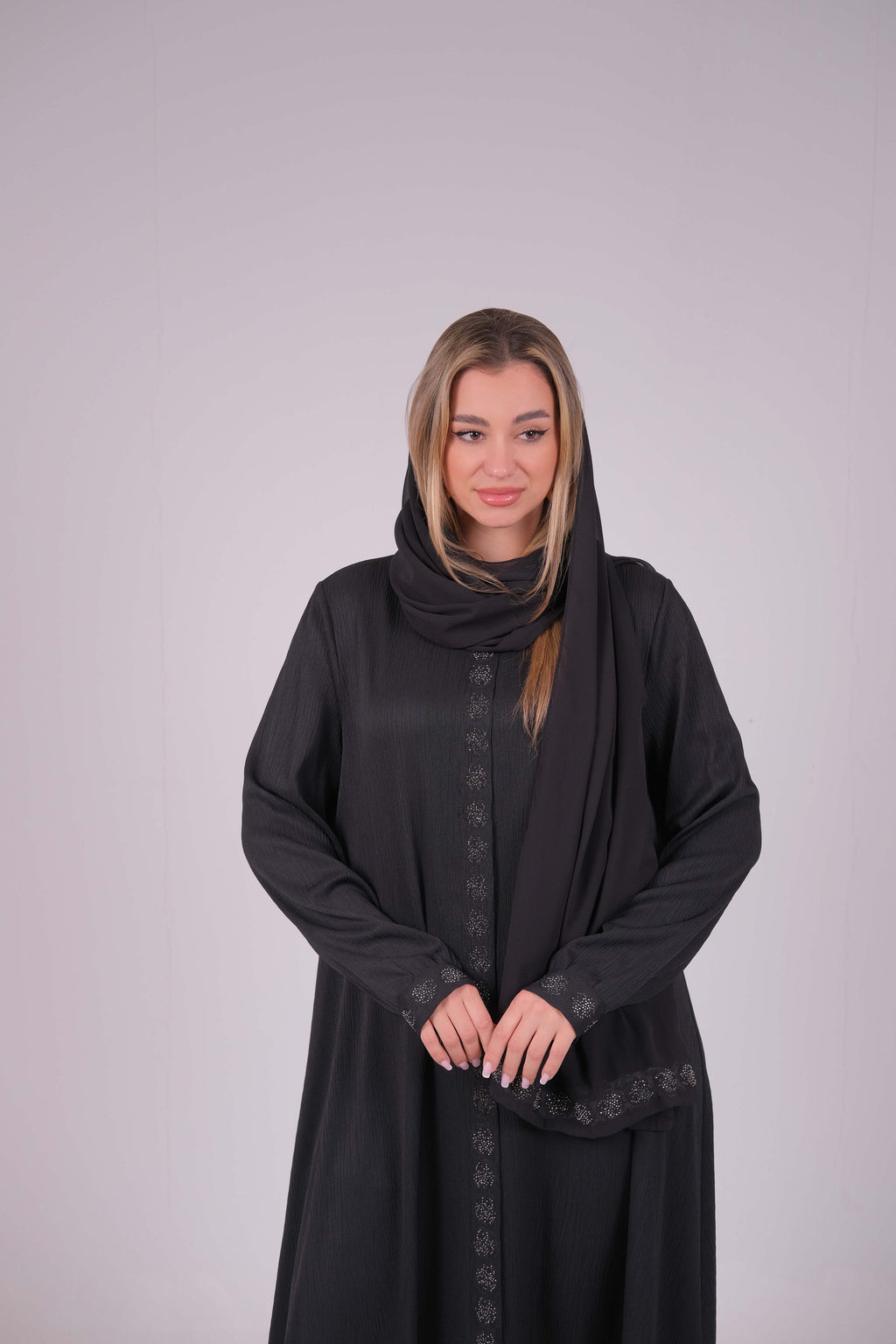Qamar Abaya