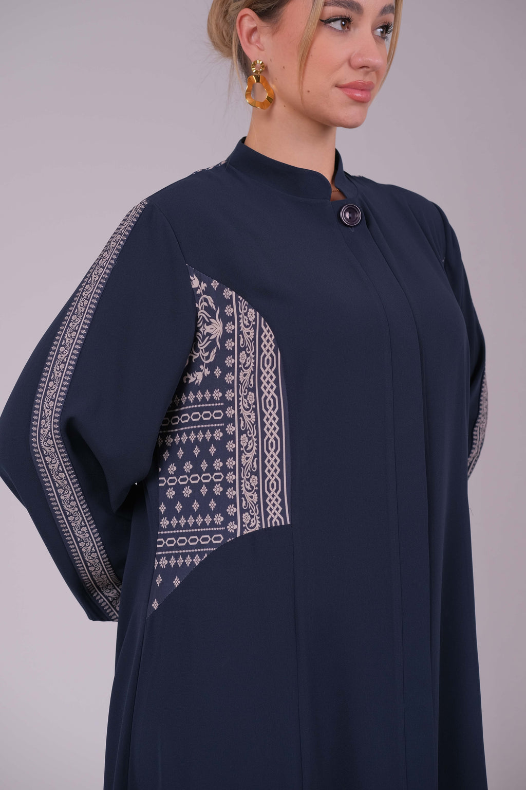 Salsabil Abaya