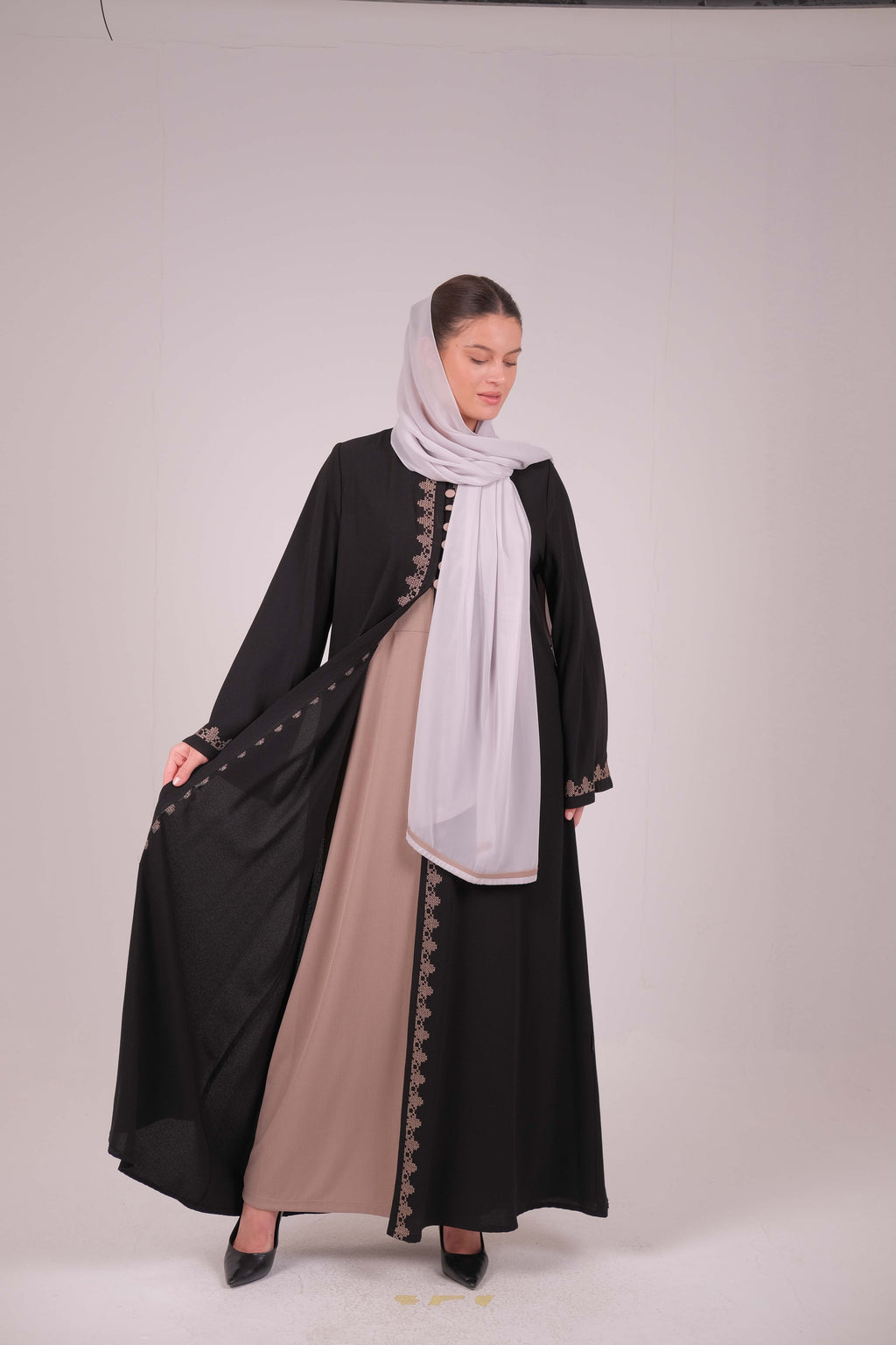 Arabesque Abaya