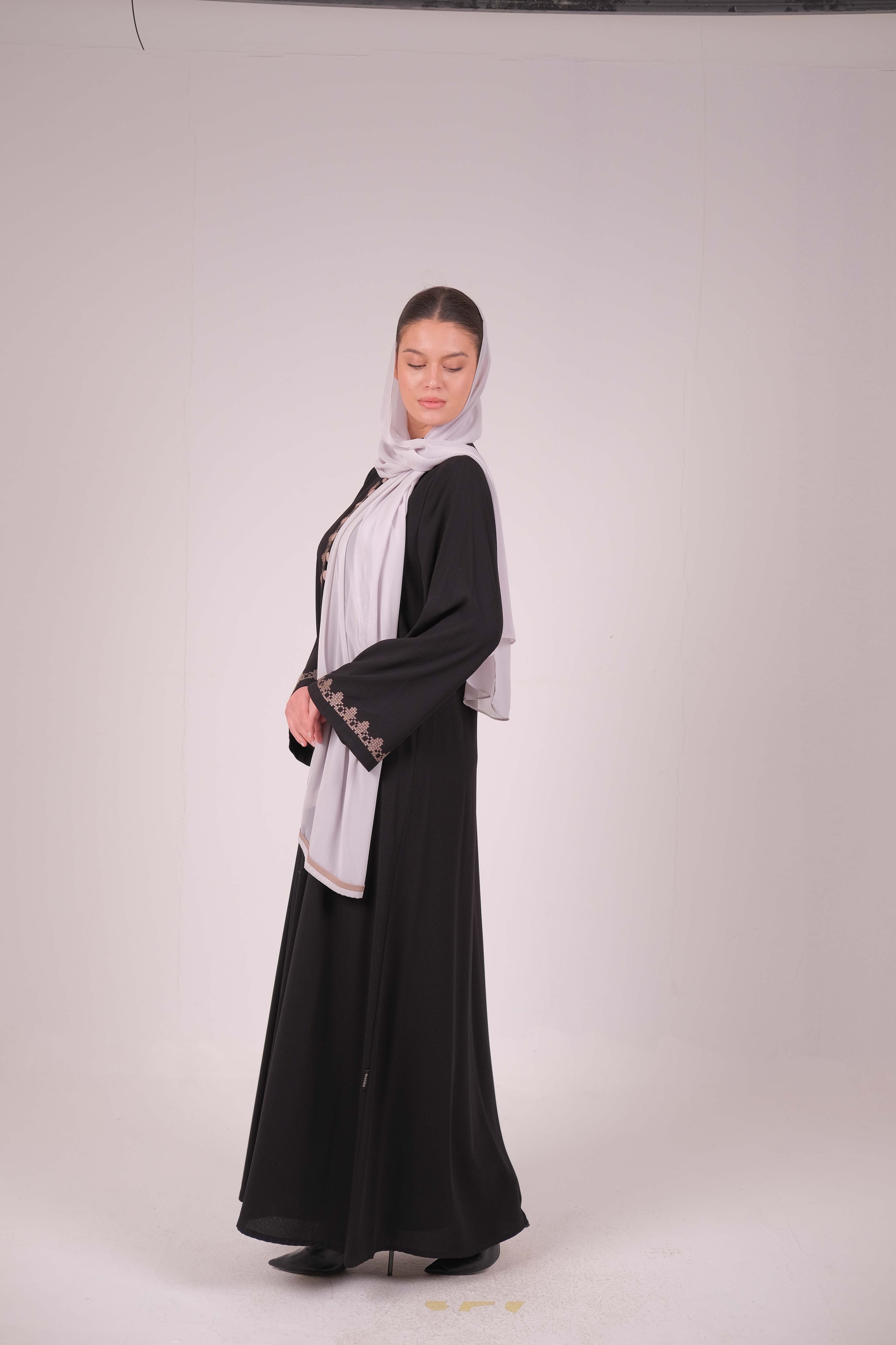 Arabesque Abaya