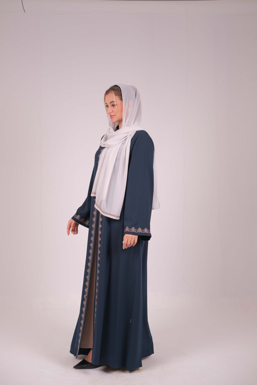 Arabesque Abaya